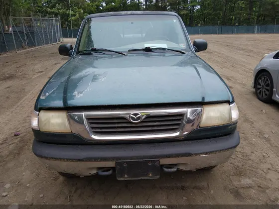 1998 Mazda B-Series 4WD Truck SE