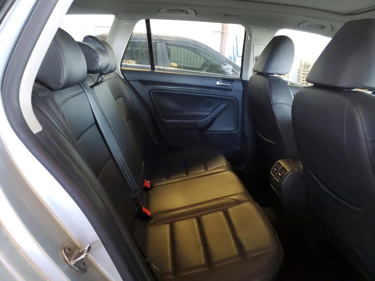2011 Volkswagen Jetta SportWagen TDI