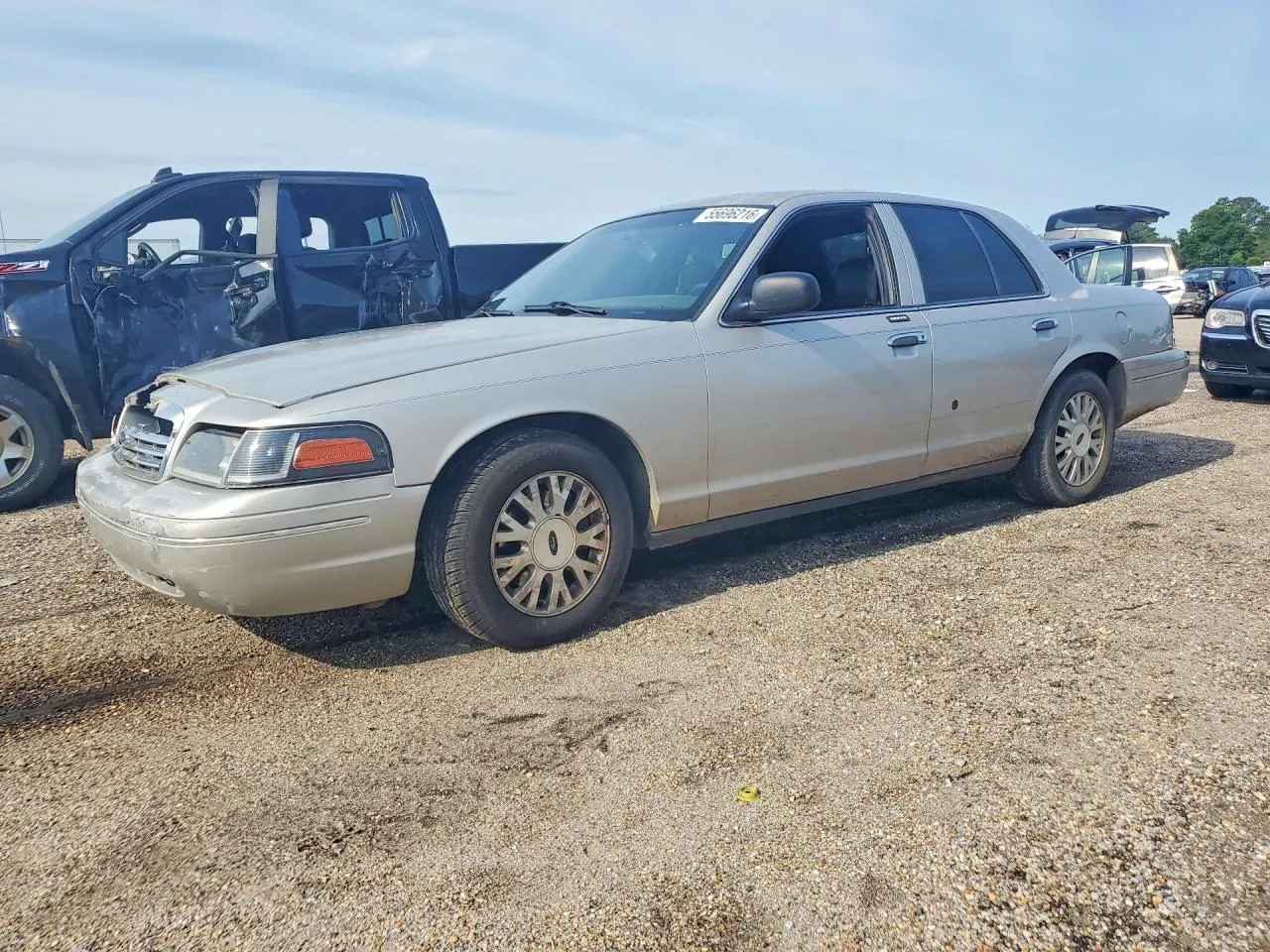 2004 Ford Crown Victoria LX