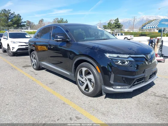 2023 VinFast VF 8 Eco