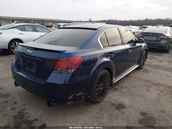 2010 Subaru Legacy GT Limited Moon