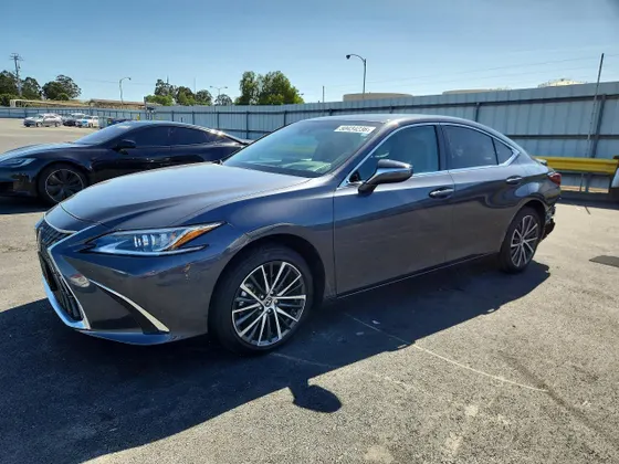 2025 Lexus ES ES 300h