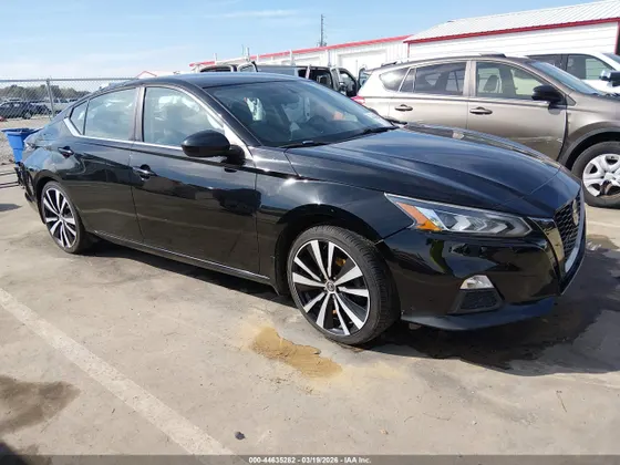 2019 Nissan Altima 2.5 SR