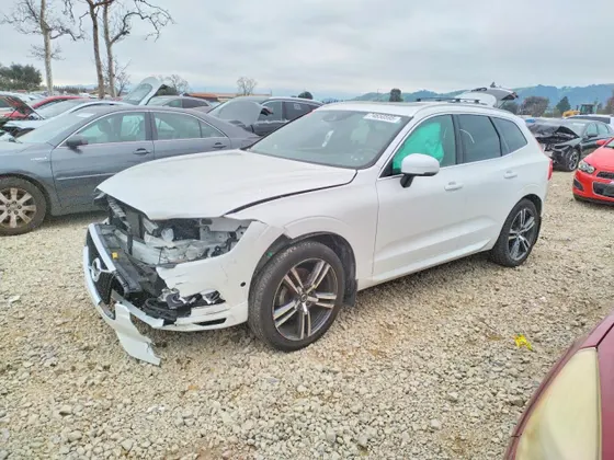 2019 Volvo XC60 Momentum