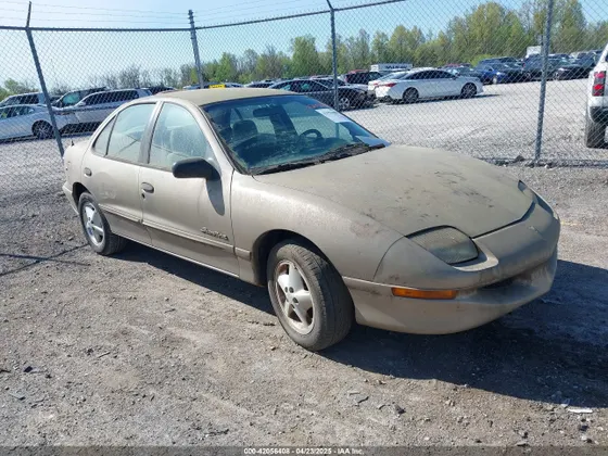 1997 Pontiac Sunfire SE