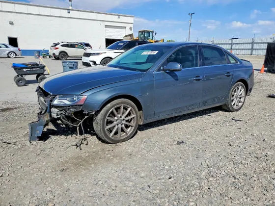 2010 Audi A4 2.0T Premium Plus
