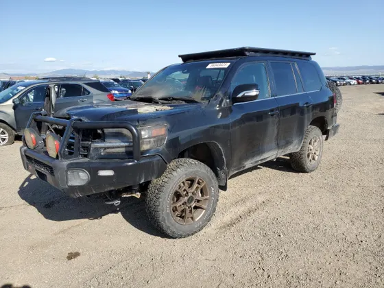 2021 Toyota Land Cruiser VX-R