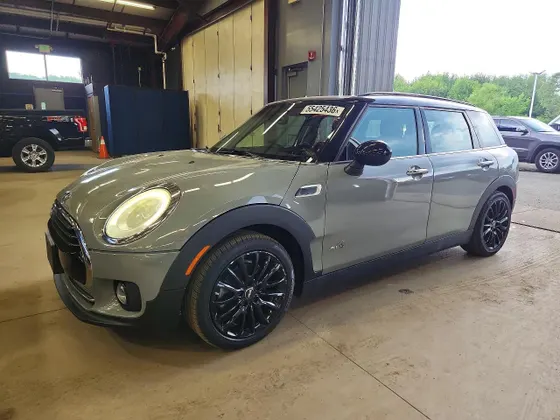 2017 MINI Clubman Cooper