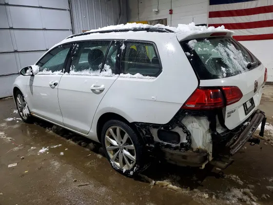 2016 Volkswagen Golf SportWagen TSI S