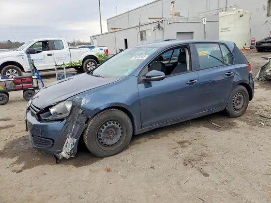 2013 Volkswagen Golf