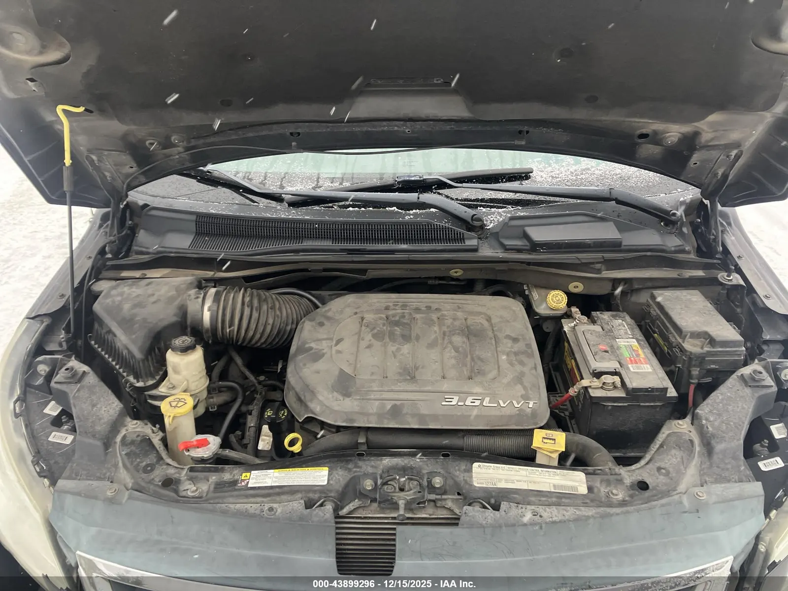 2011 Volkswagen Routan SEL w/Navigation