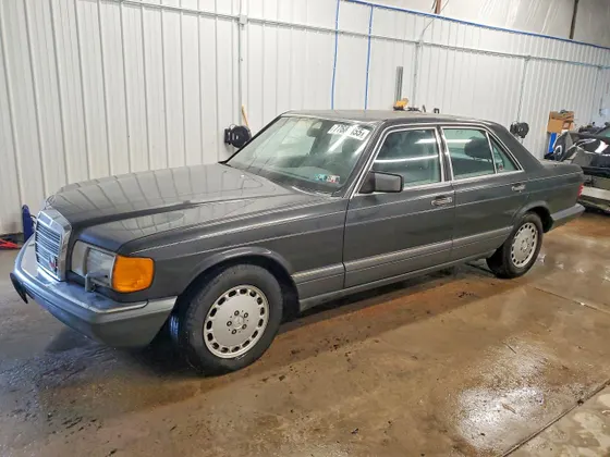 1991 Mercedes-Benz 300 Series 300SE