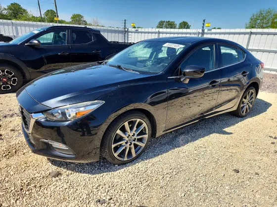 2018 Mazda Mazda3 4-Door Touring