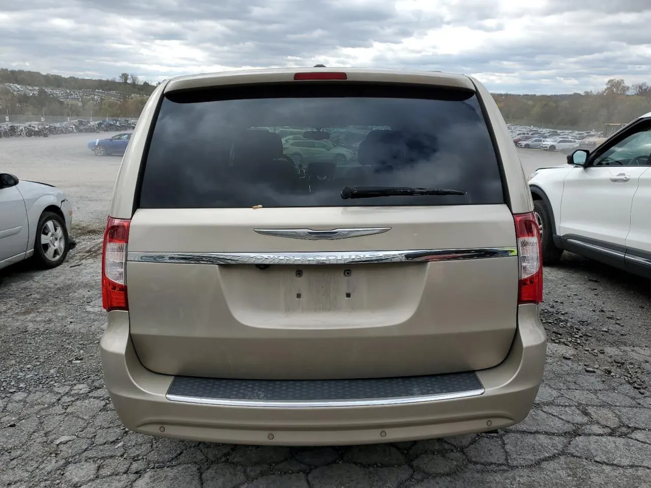 2012 Chrysler Town & Country Touring-L