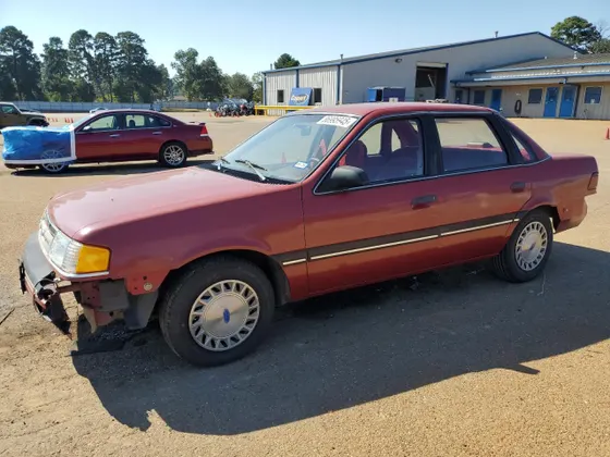 1989 Ford Tempo