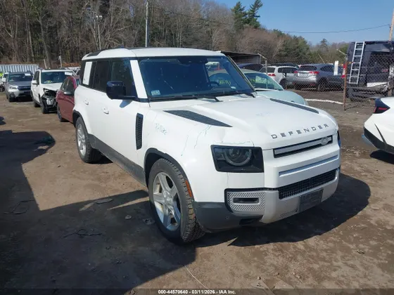 2020 Land Rover Defender SE