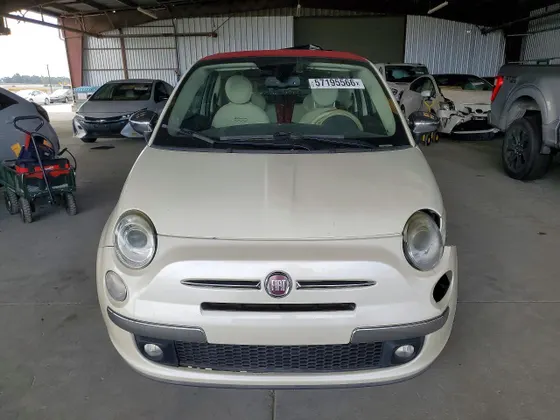 2012 FIAT 500 Lounge