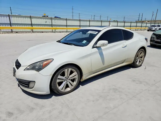 2010 Hyundai Genesis Coupe Track