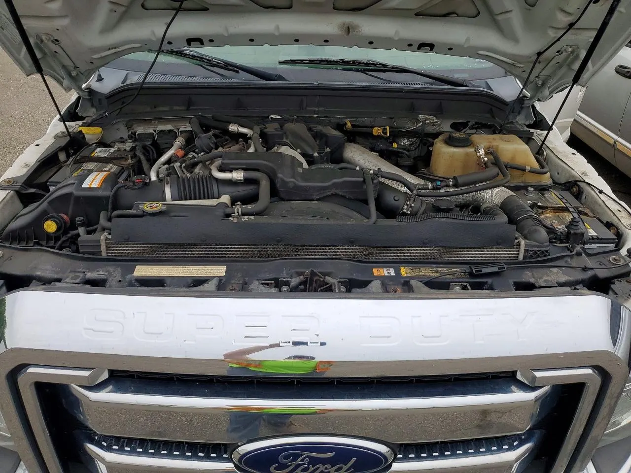 2014 Ford Super Duty F-350 DRW Platinum
