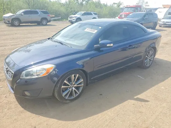 2012 Volvo C70 T5