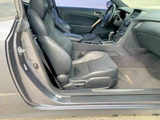 2014 Hyundai Genesis Coupe 3.8 Ultimate