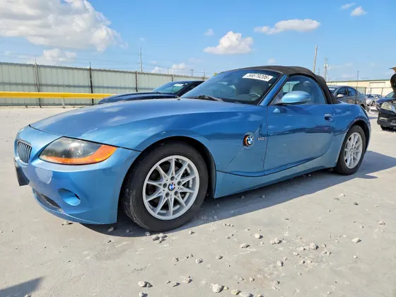 2004 BMW Z4 2.5i