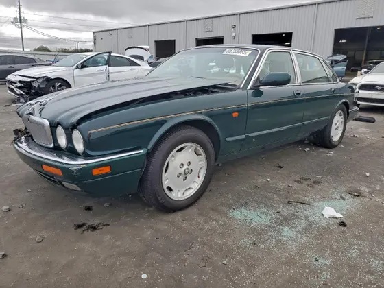 1995 Jaguar XJ Series Sedan XJ6