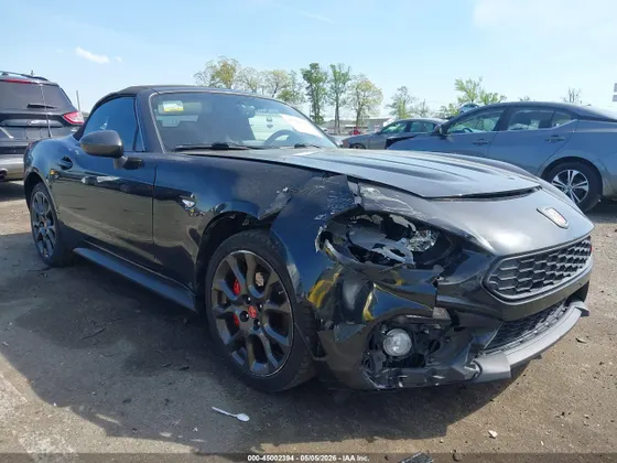 2018 FIAT 124 Spider Lusso