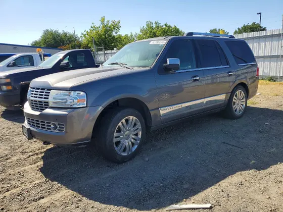 2013 Lincoln Navigator