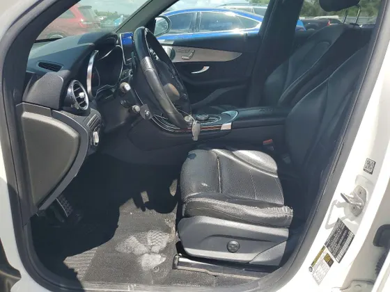 2019 Mercedes-Benz GLC GLC 300