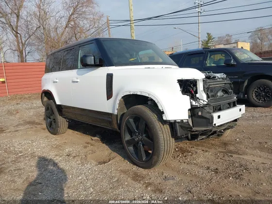 2025 Land Rover Defender 110 P500 X-DYNAMIC SE