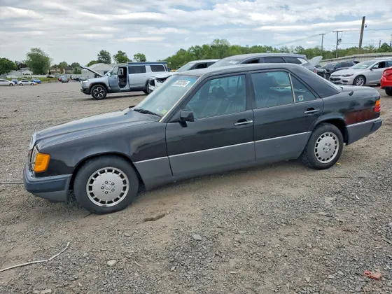 1990 Mercedes-Benz 260 Series 300