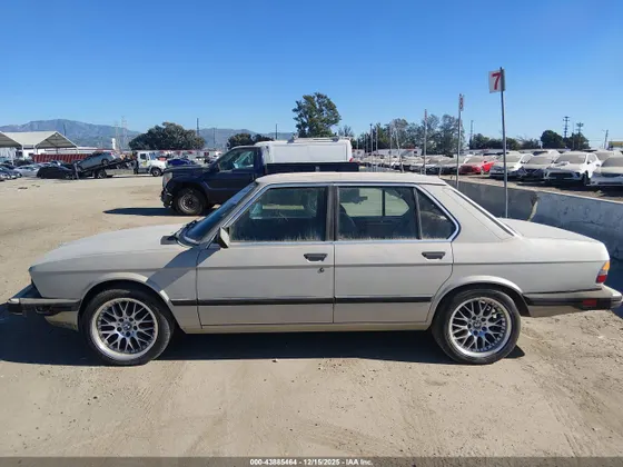 1986 BMW 528 - 533 - 633 - 733 528E