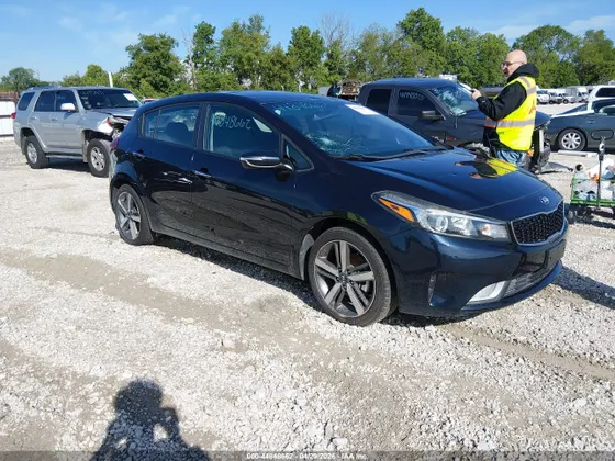 2017 Kia Forte5 EX