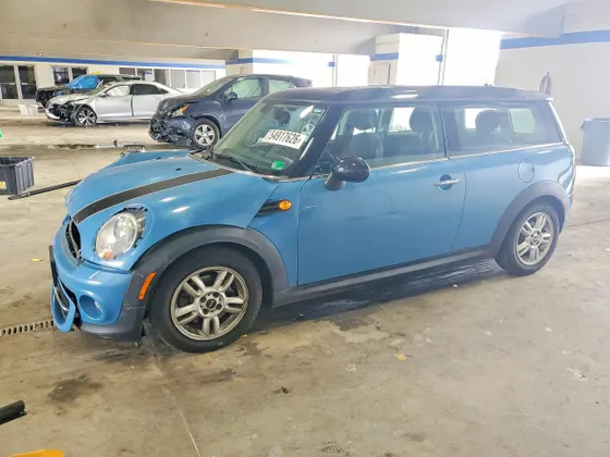 2013 MINI Cooper Clubman COOPER