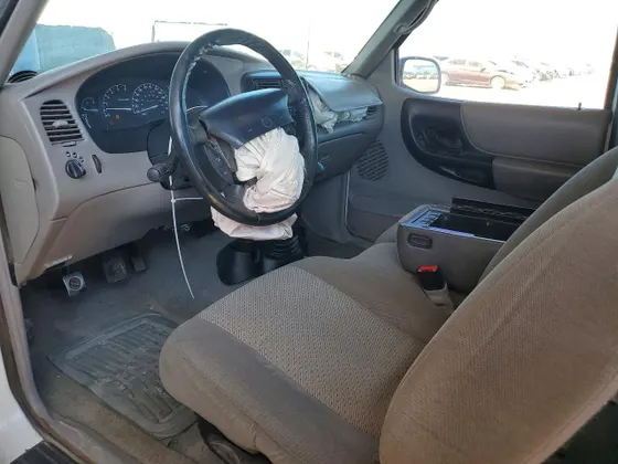 1998 Mazda B-Series 4WD Truck SE