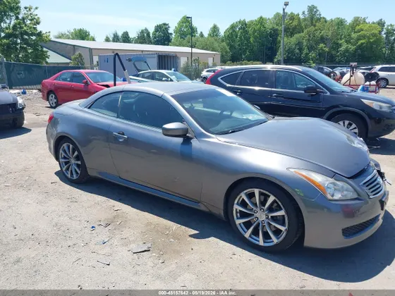 2010 INFINITI G37 Convertible