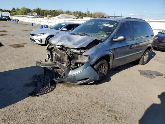 2002 Chrysler Voyager