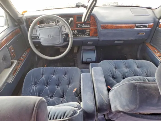 1992 Chrysler New Yorker