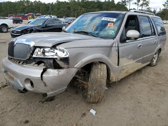 2001 Lincoln Navigator