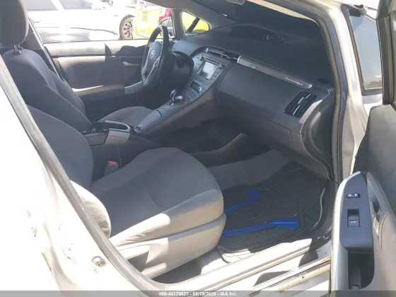 2014 Toyota Prius Plug-In