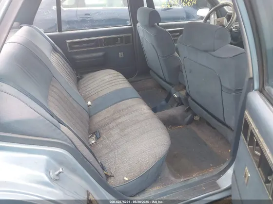 1991 Oldsmobile Delta 88 ROYALE