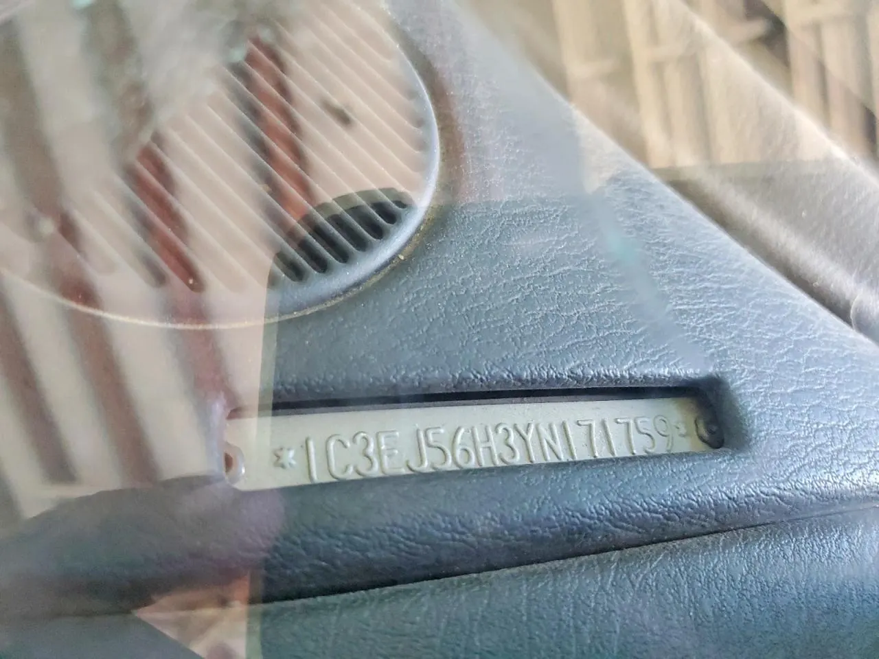 2000 Chrysler Cirrus Lxi