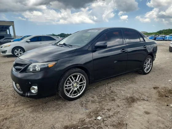 2012 Toyota Corolla LE
