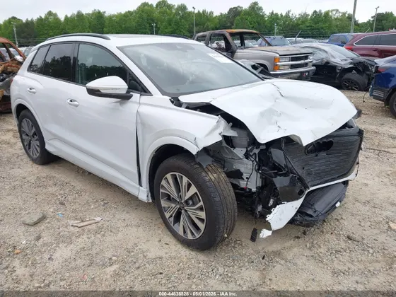 2025 Audi Q4 e-tron Premium
