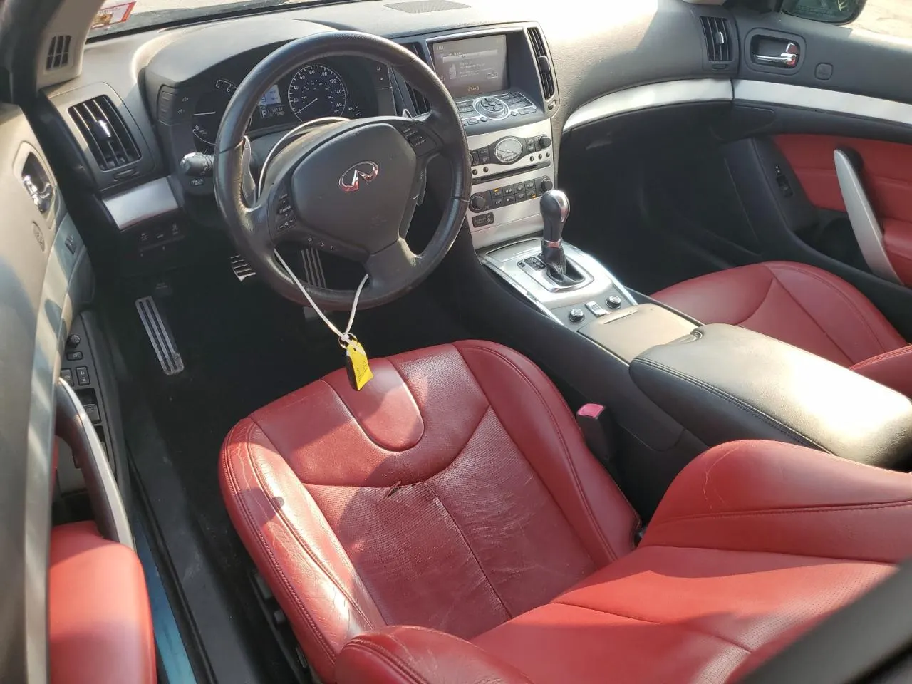 2014 INFINITI Q60 Convertible