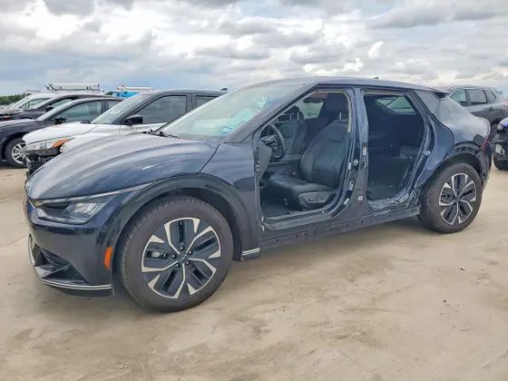 2023 Kia EV6 Wind