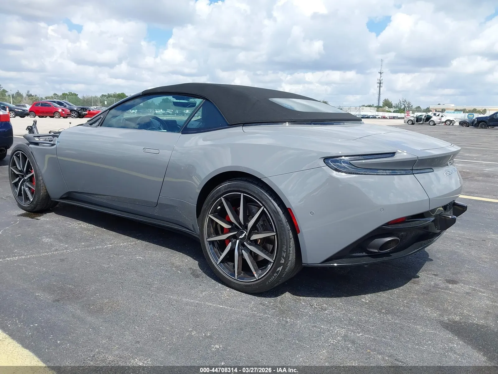 2022 Aston Martin DB11 VOLANTE