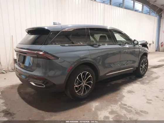 2025 Lincoln Nautilus Premiere