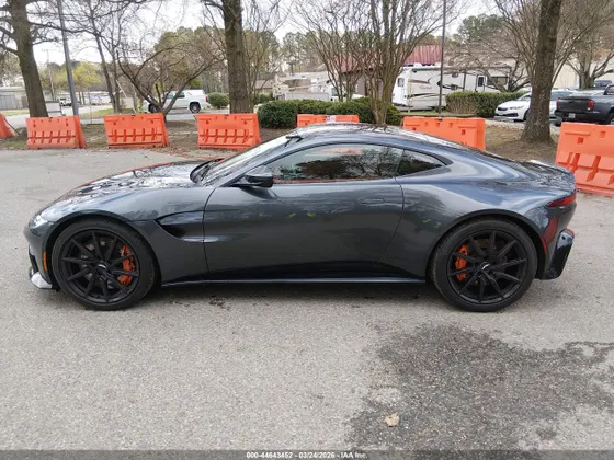 2020 Aston Martin Vantage